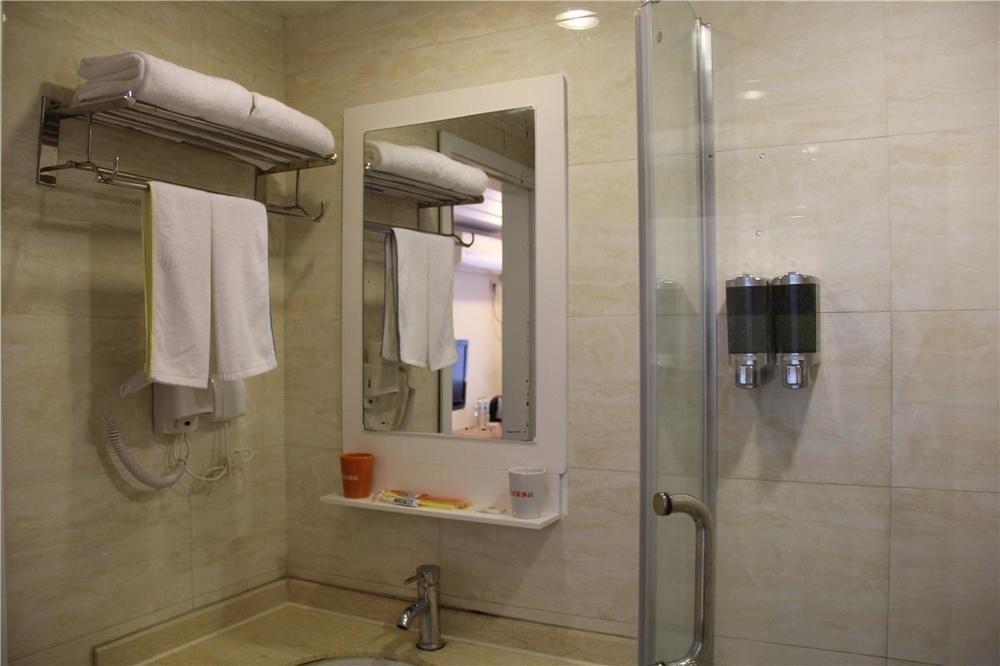 Home Inn Chengdu Kuanzhai Alley New City Square Zewnętrze zdjęcie