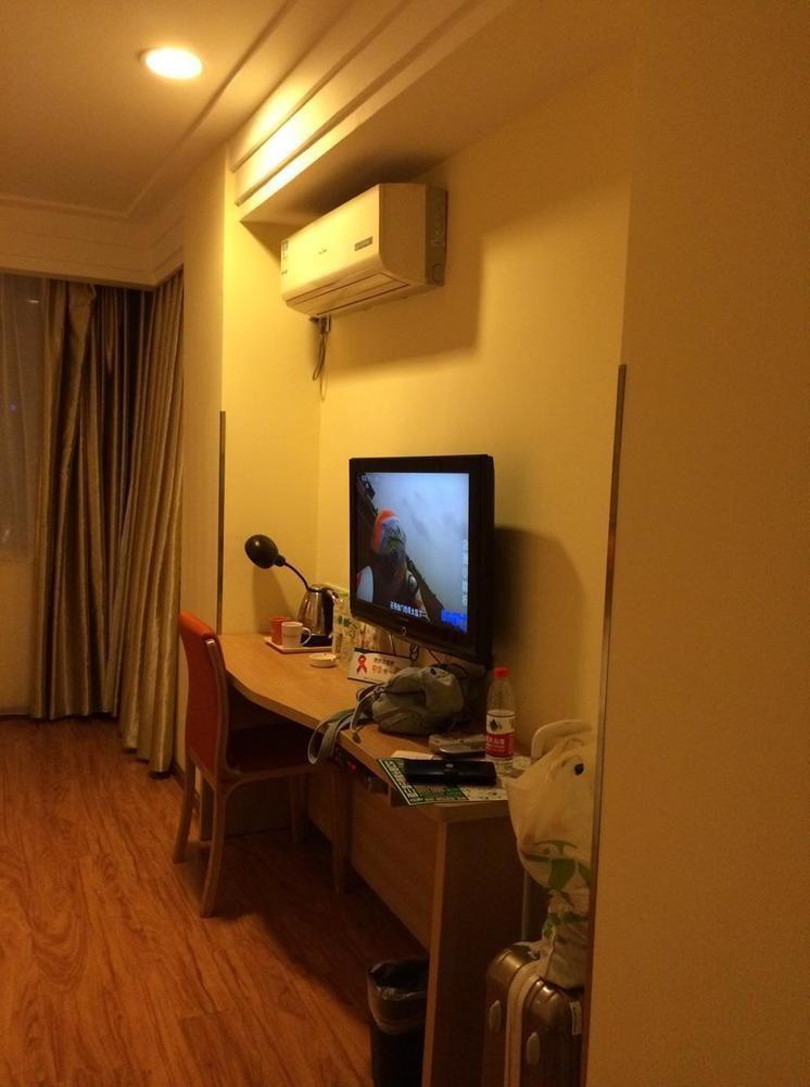 Home Inn Chengdu Kuanzhai Alley New City Square Zewnętrze zdjęcie