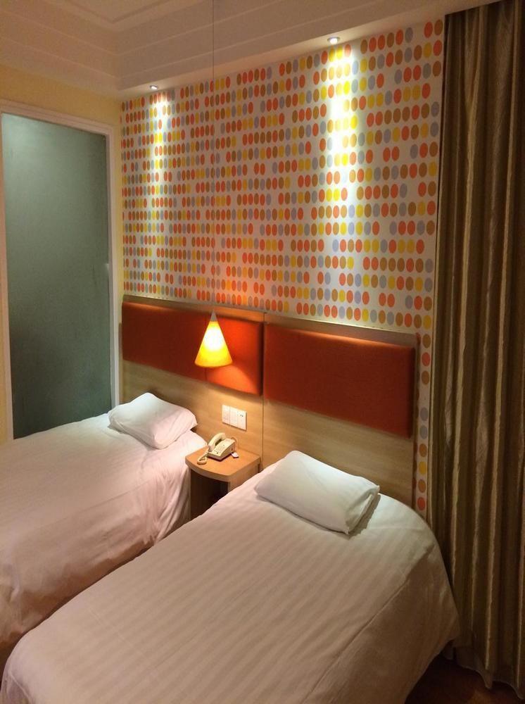 Home Inn Chengdu Kuanzhai Alley New City Square Zewnętrze zdjęcie